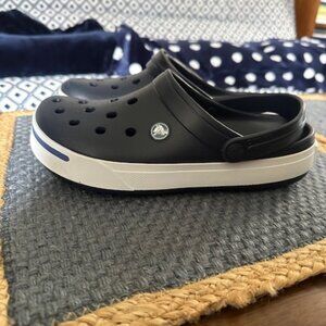 Crocs Womens Clog Size 8 Navy Blue Slip on  Lightweight Comfortable